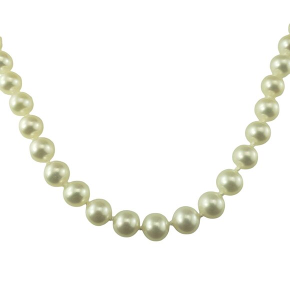 Akoya Cultured Pearl Necklace with 14K Yellow Gold Closure #19461 - Picture 8 of 12